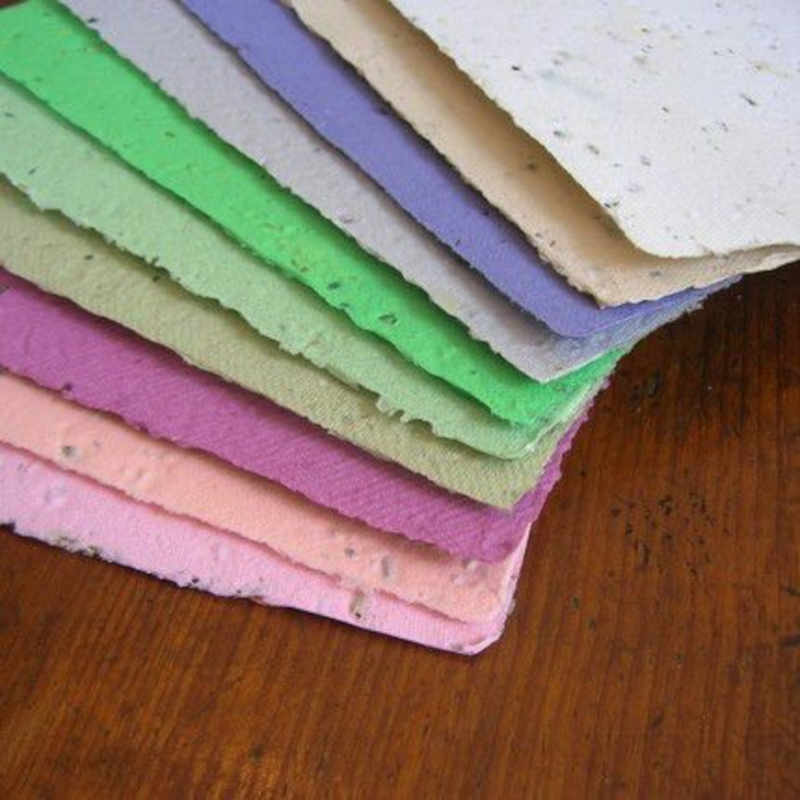 Papel reciclado de colores